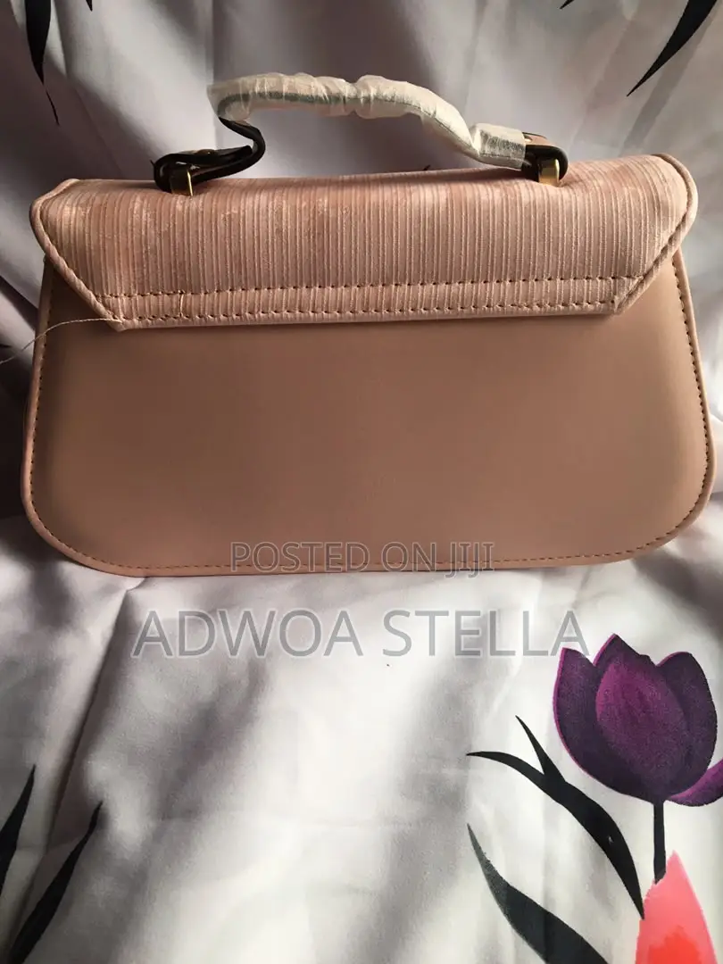 Luxury Ladies Look Handbag