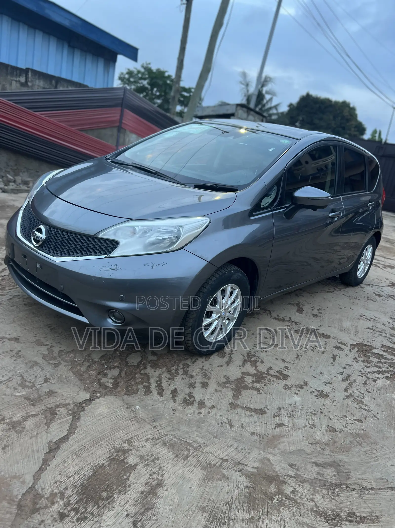 Nissan Note 1.6 Petrol 2015 Gray