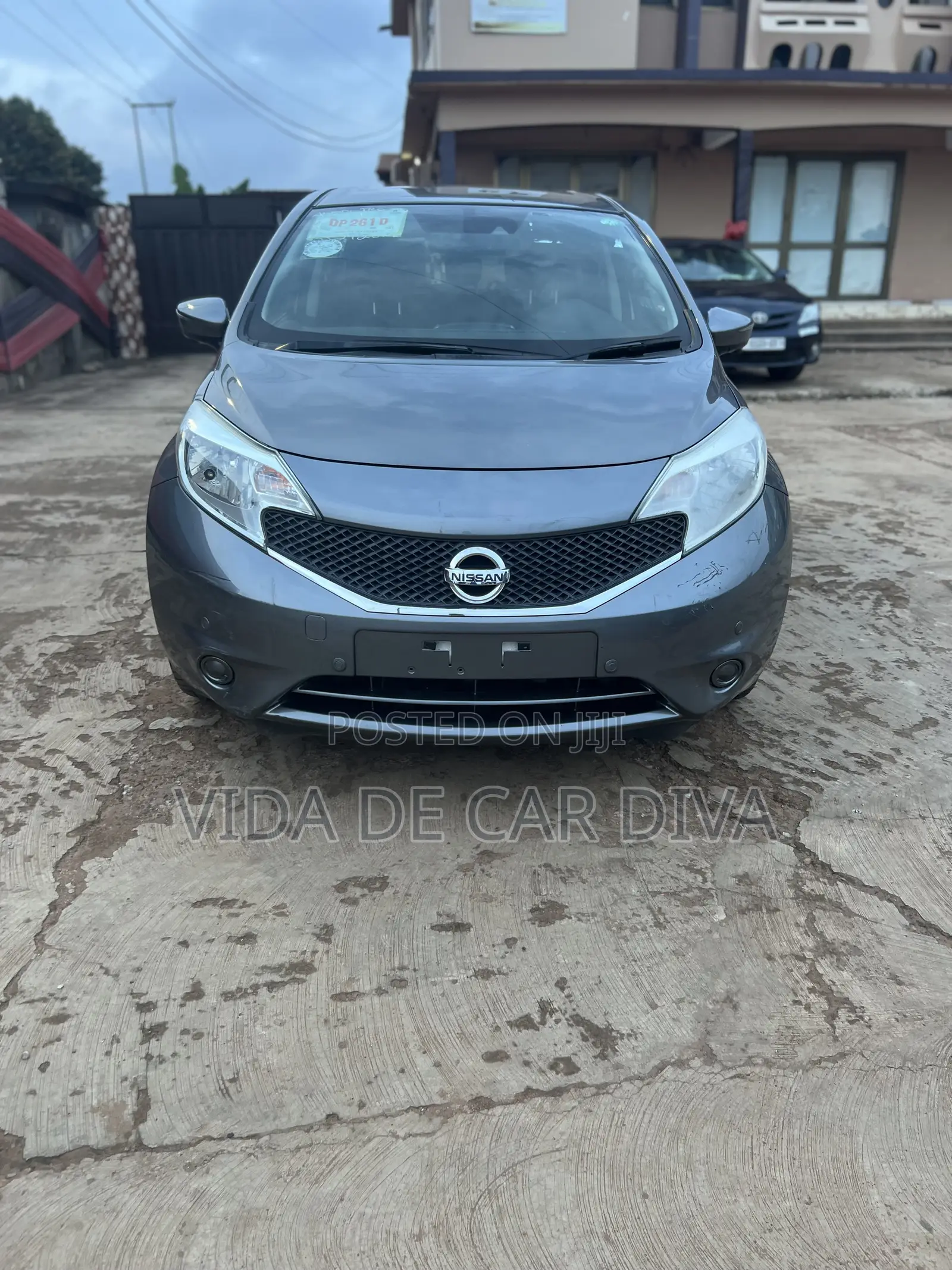 Nissan Note 1.6 Petrol 2015 Gray
