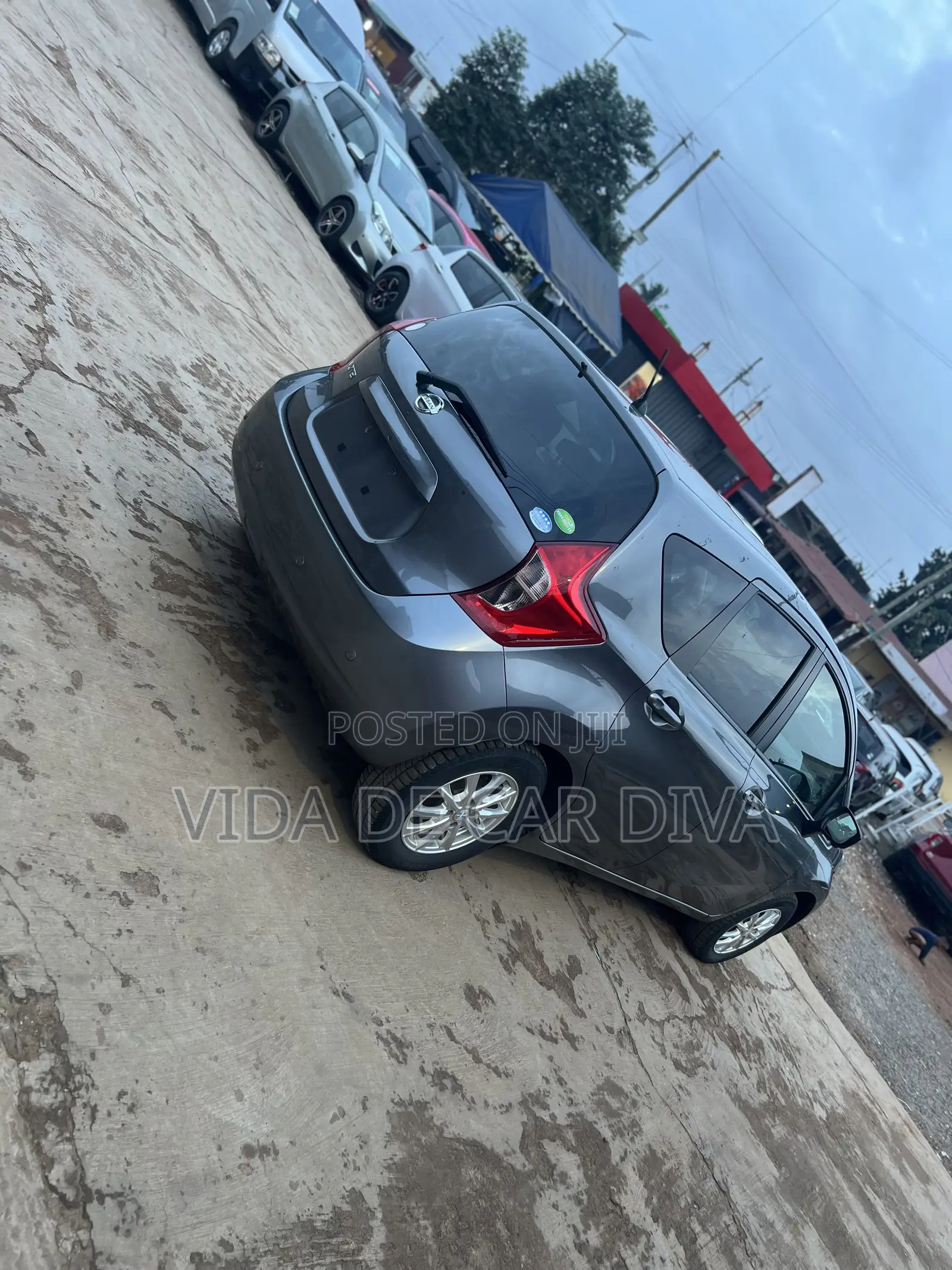 Nissan Note 1.6 Petrol 2015 Gray