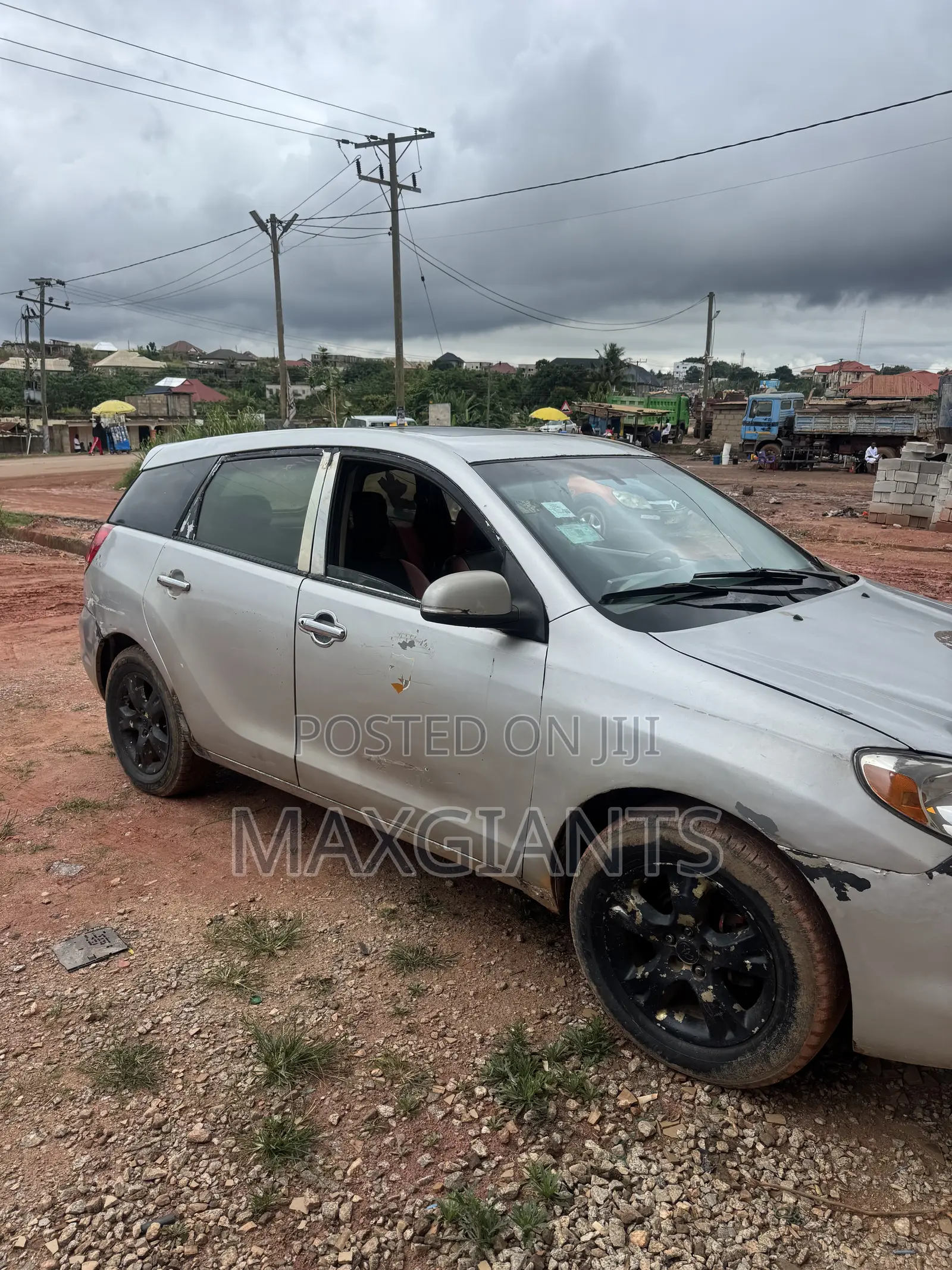 Toyota Matrix Hatchback AWD (1.8L 4cyl 4A) 2006 Silver