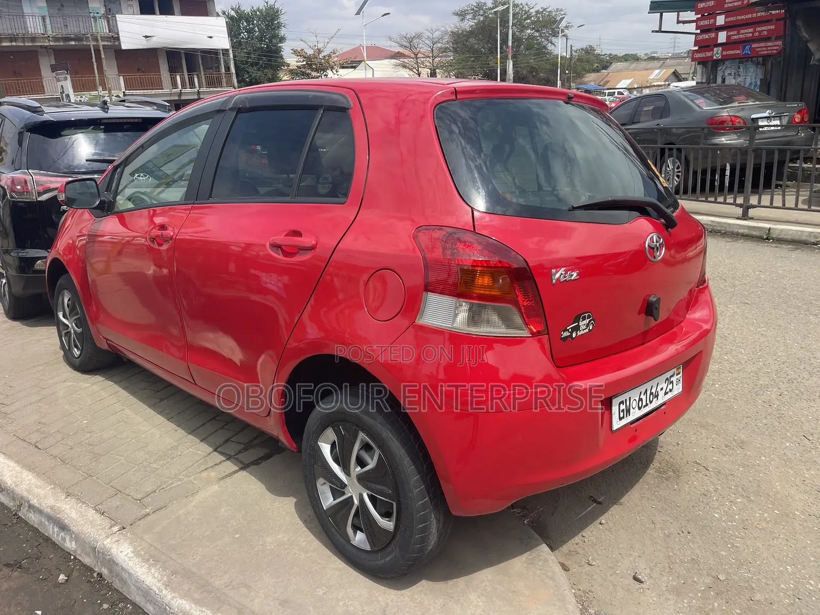 Toyota Vitz 2010 Red
