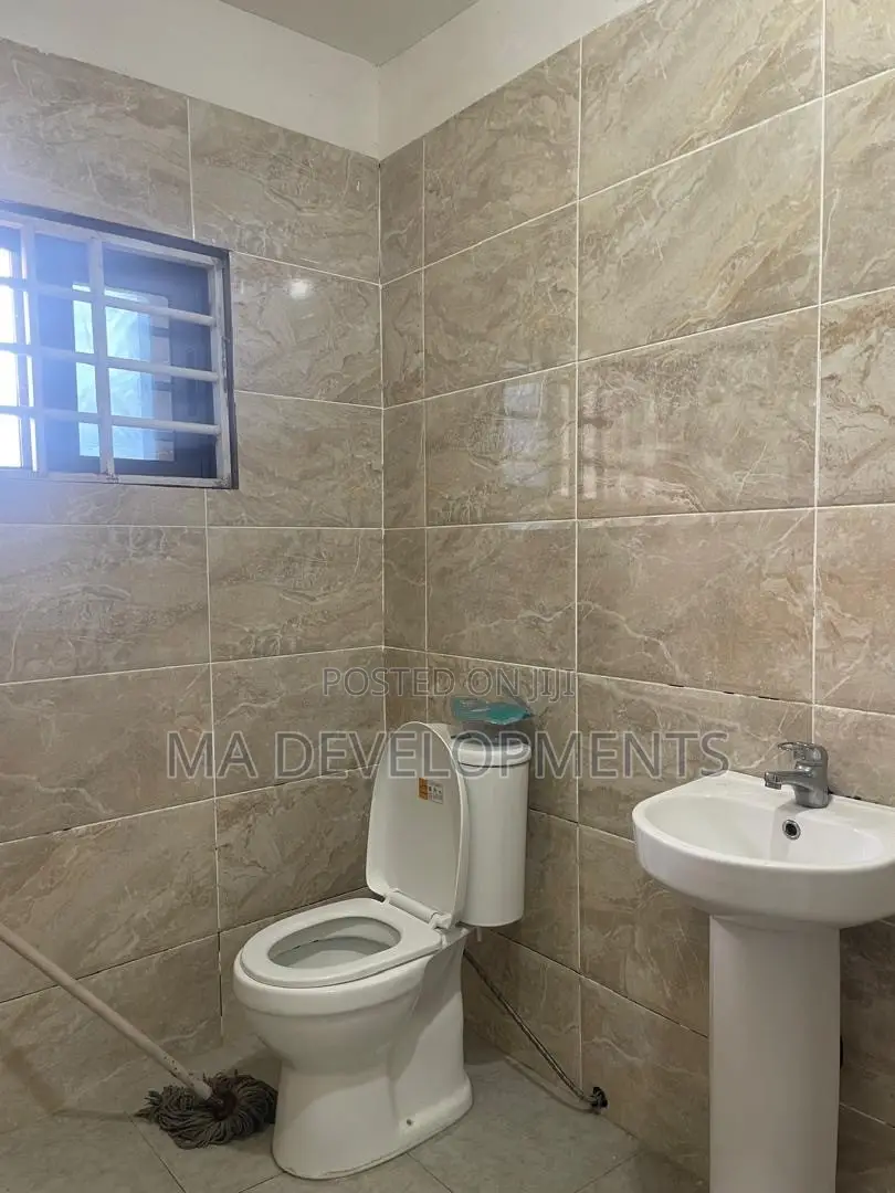 1bdrm Apartment in Madev Realty, Sowutwuom for rent