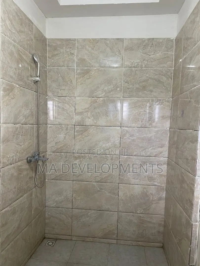 1bdrm Apartment in Madev Realty, Sowutwuom for rent