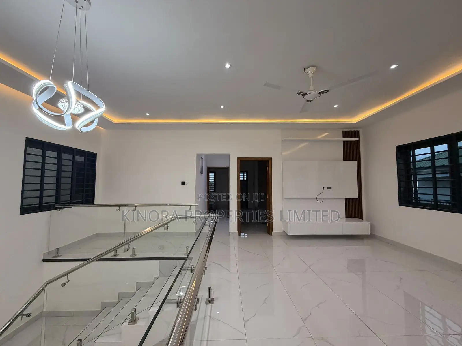 4bdrm Duplex in Ashaley Botwe for rent