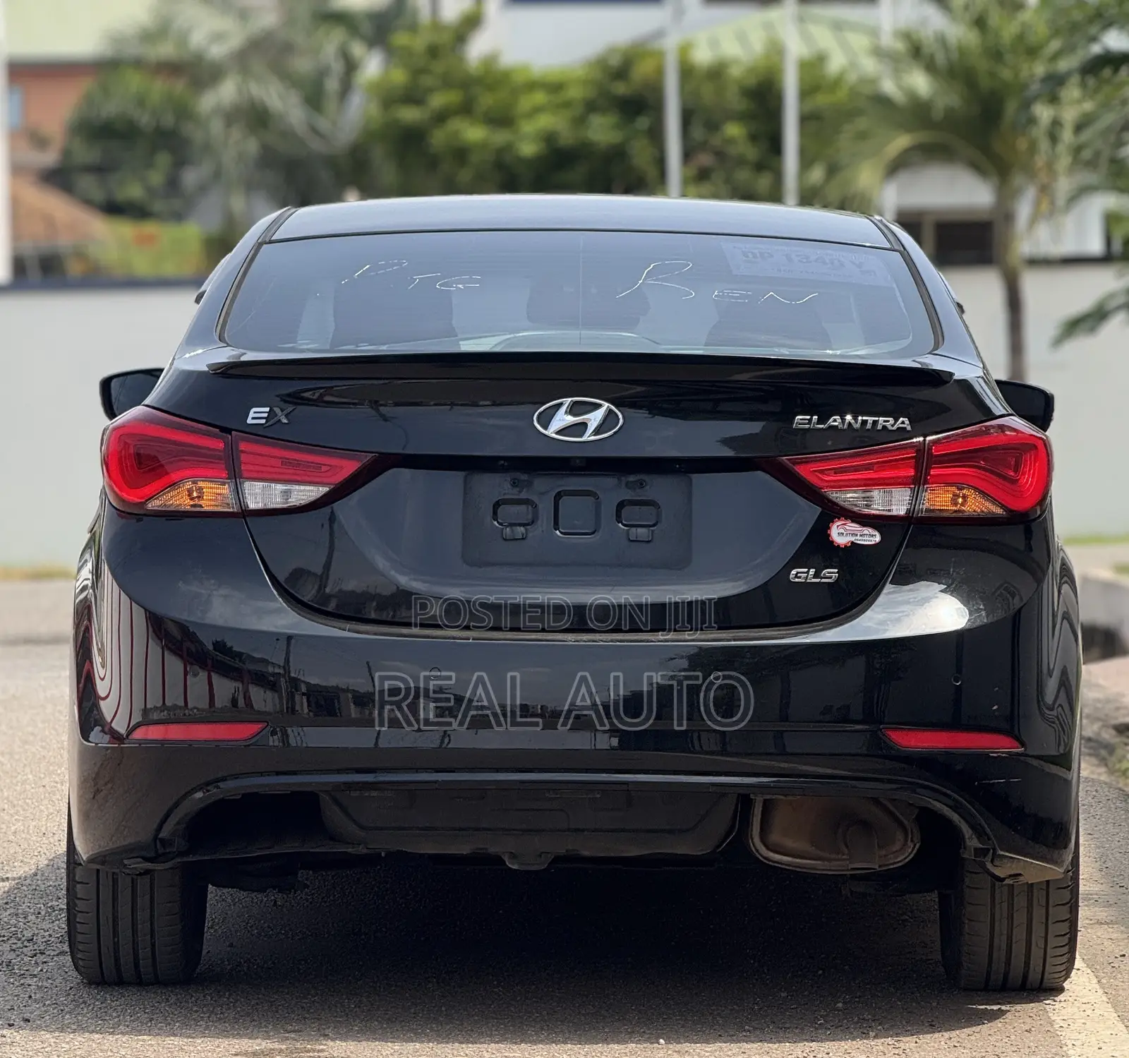 Hyundai Elantra SE Sedan FWD (1.8L 4cyl 6A) 2016 Black