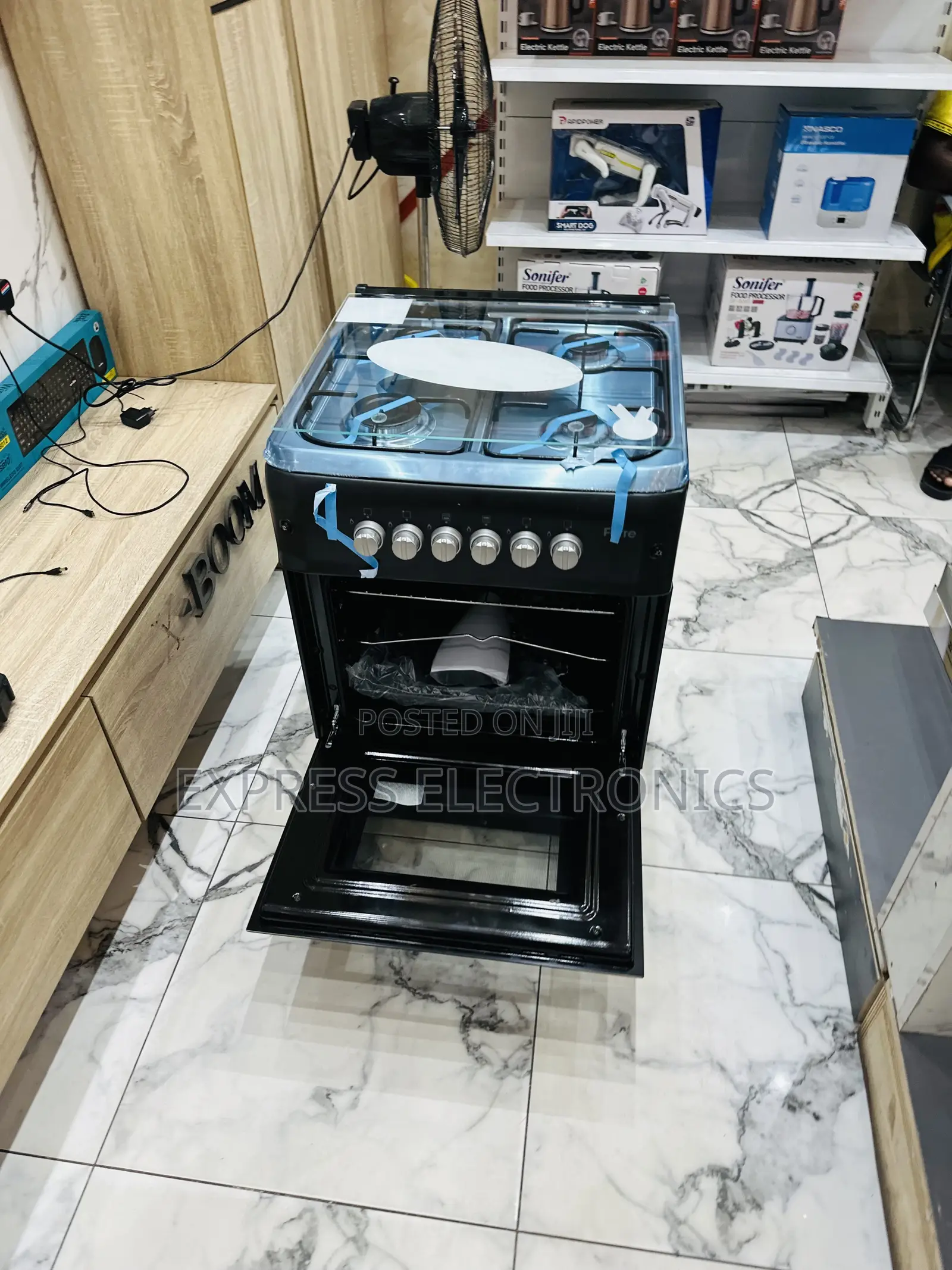 Purchase the New New Line Gas Cooker Oven 4burner 50/60 Black