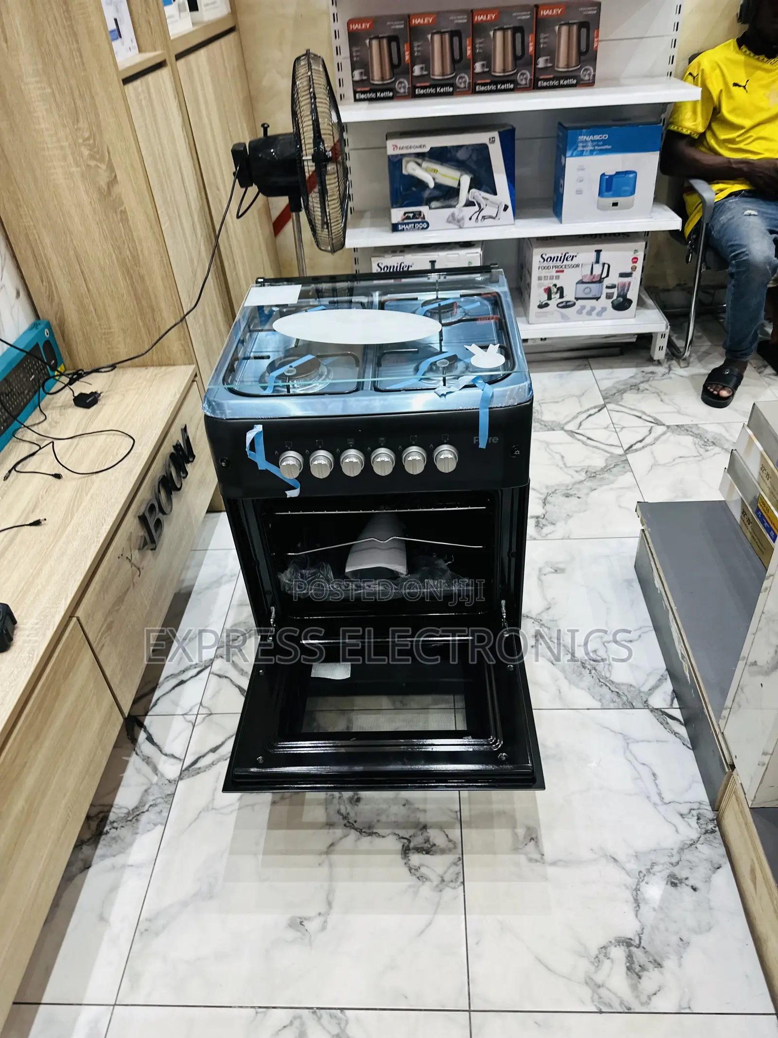 Grab the New Ferre Gas Cooker Oven 50/60 4burner New Line