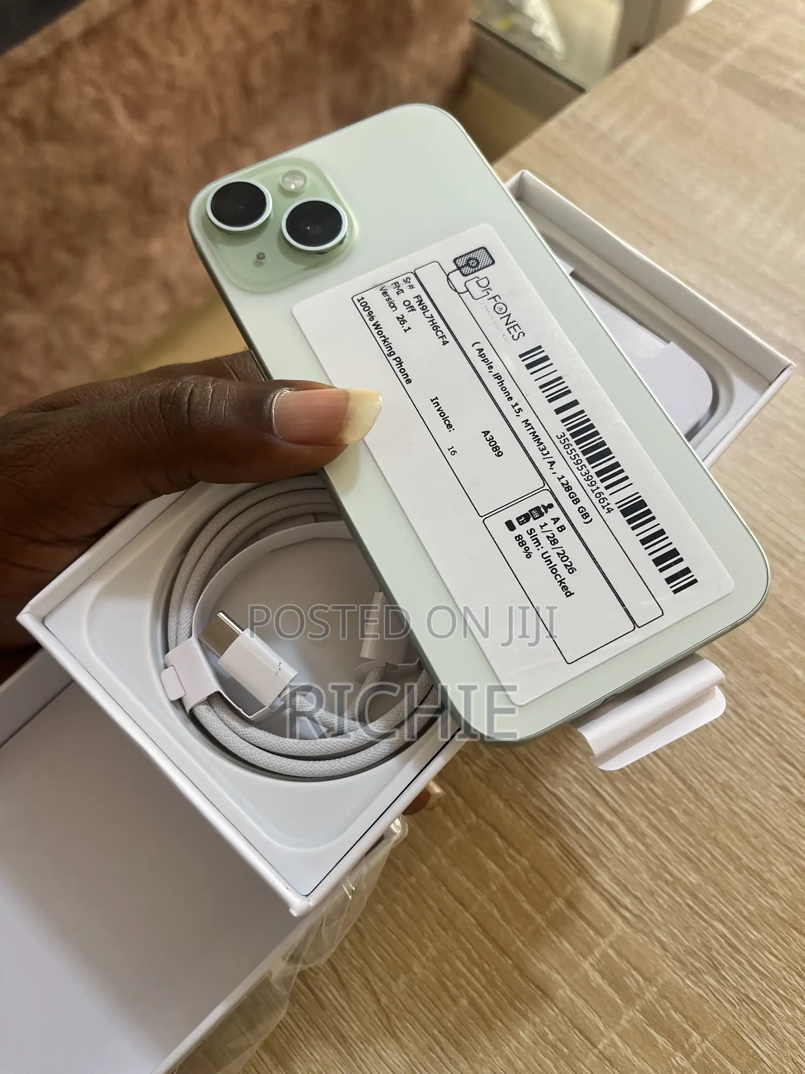 New Apple iPhone 15 128 GB Green