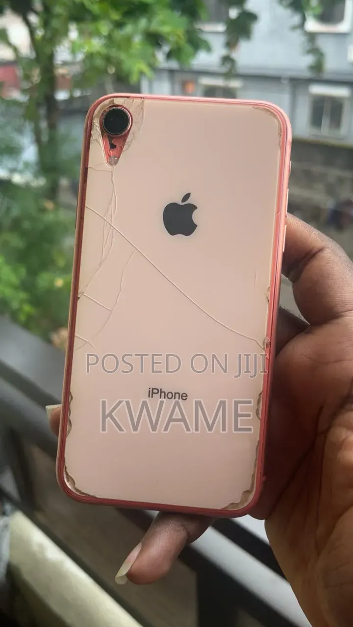 Apple iPhone XR 64 GB White
