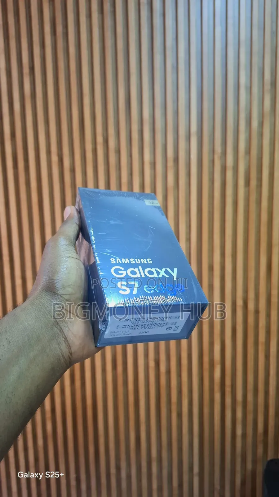 New Samsung Galaxy S7 edge 32 GB Black