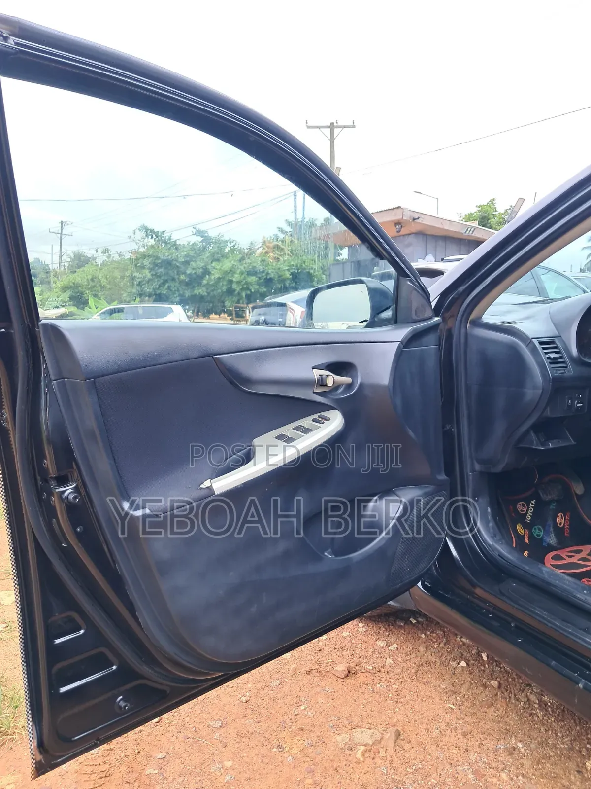 Toyota Corolla 2011 Black