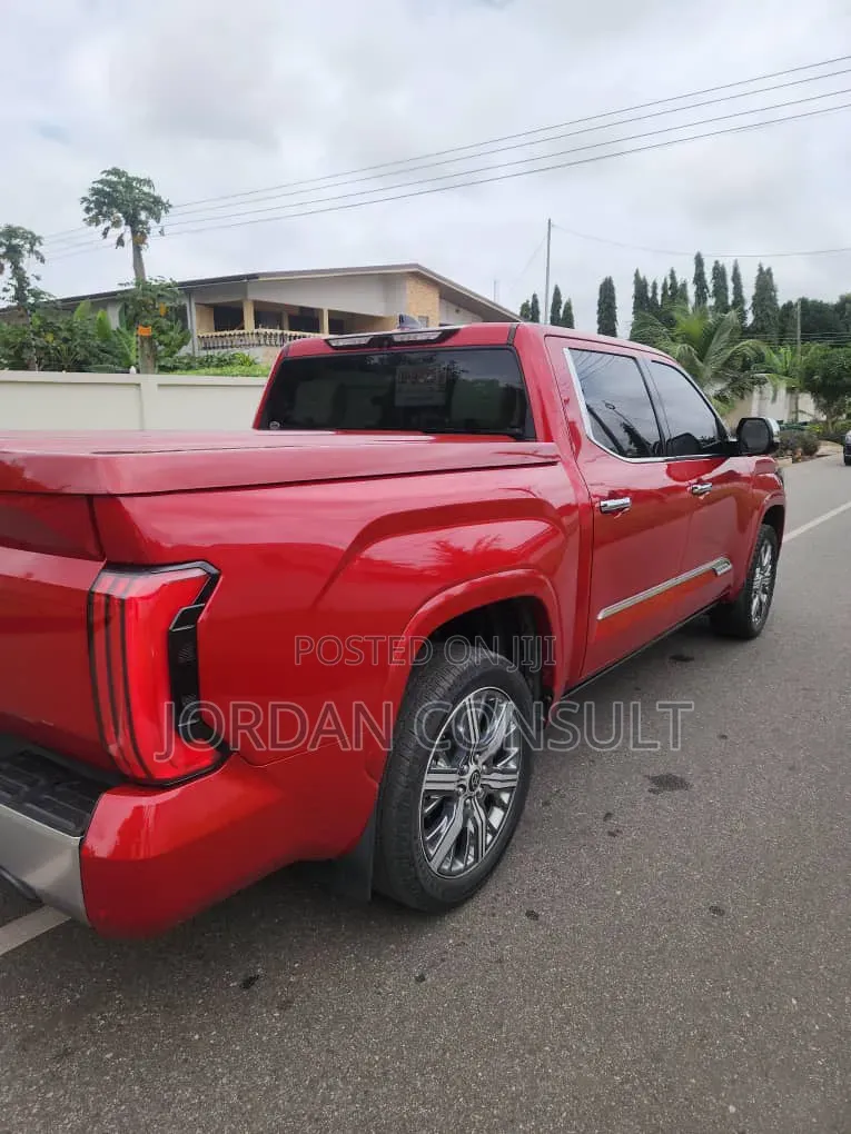 Toyota Tundra 2023 Red