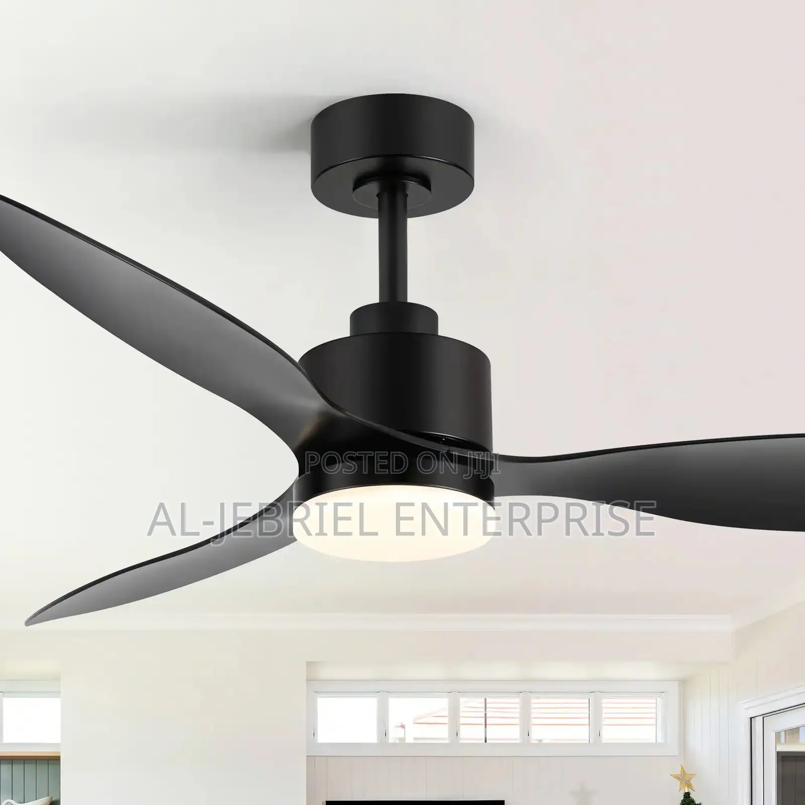 Modern 3-Blade Ceiling Fan With Light and Remote