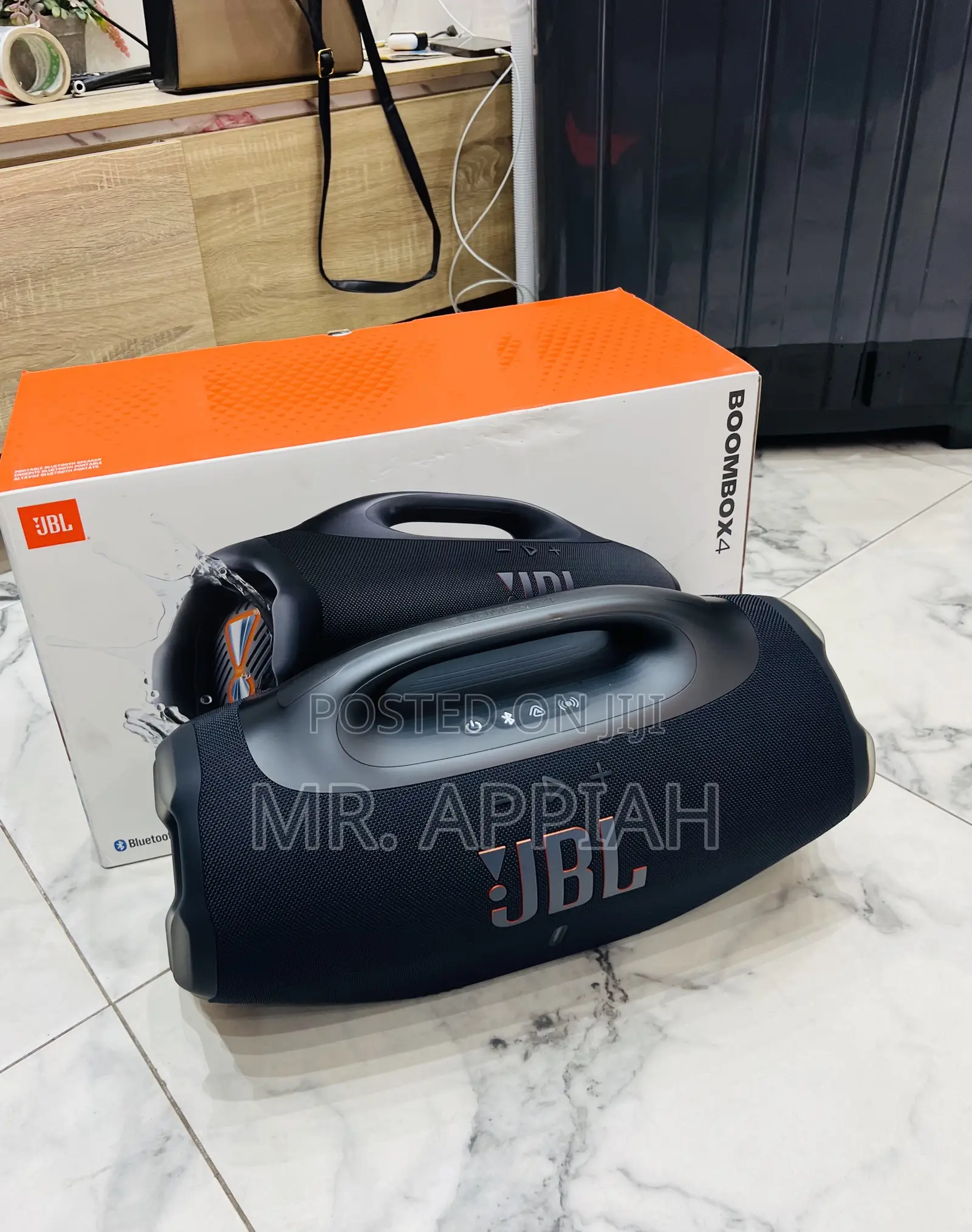 Fantastic Sleek JBL Boombox 4 Bluetooth Speaker(Black) 