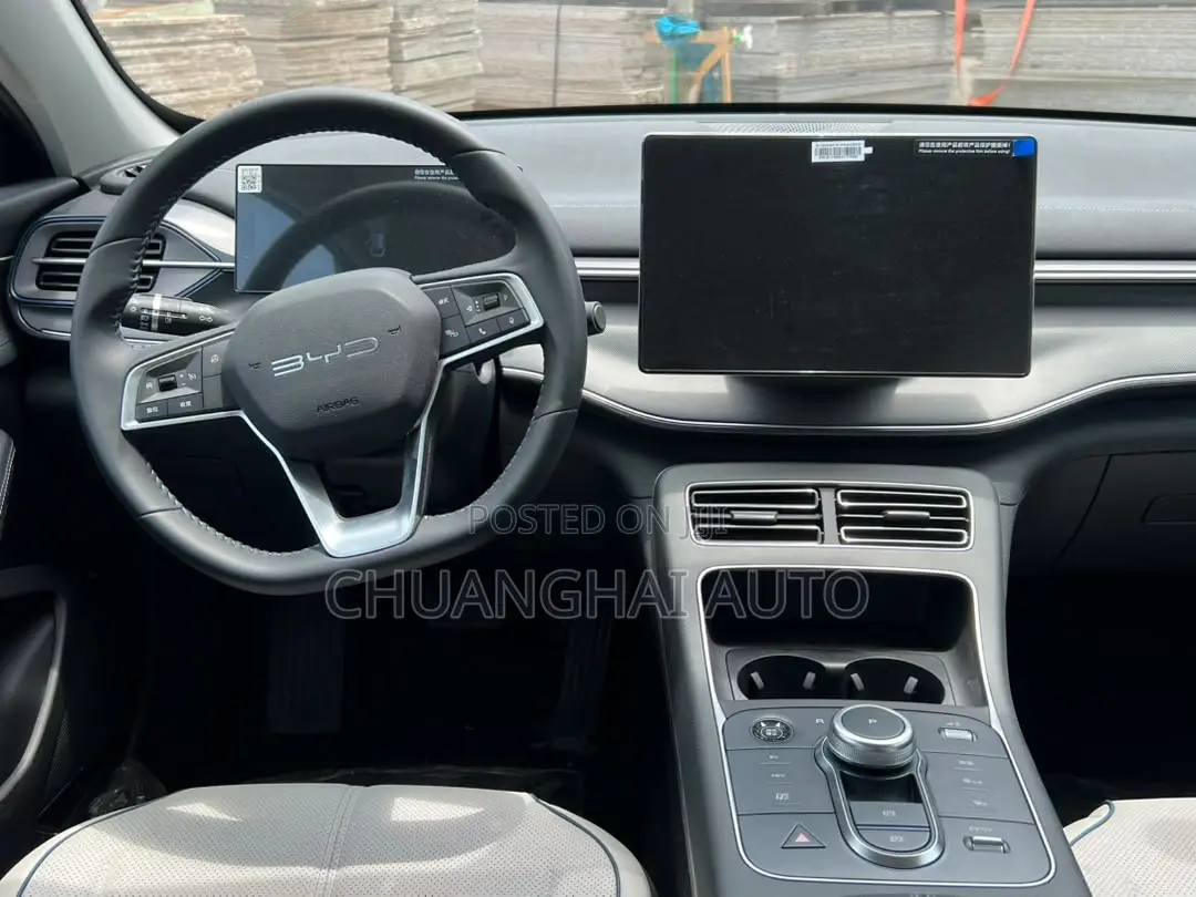 New BYD Destroyer 05 DM-i 1.5 Hybrid FWD 2025 White
