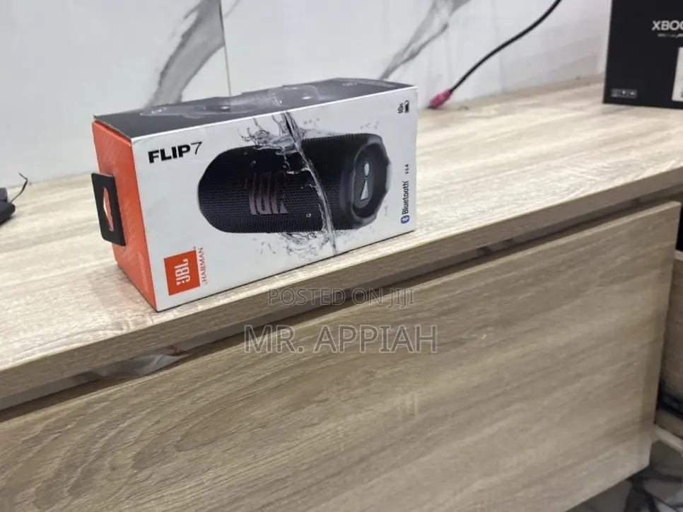 Classic JBL JBL Flip 7 Waterproof Portable Bluetooth Speaker(Black).