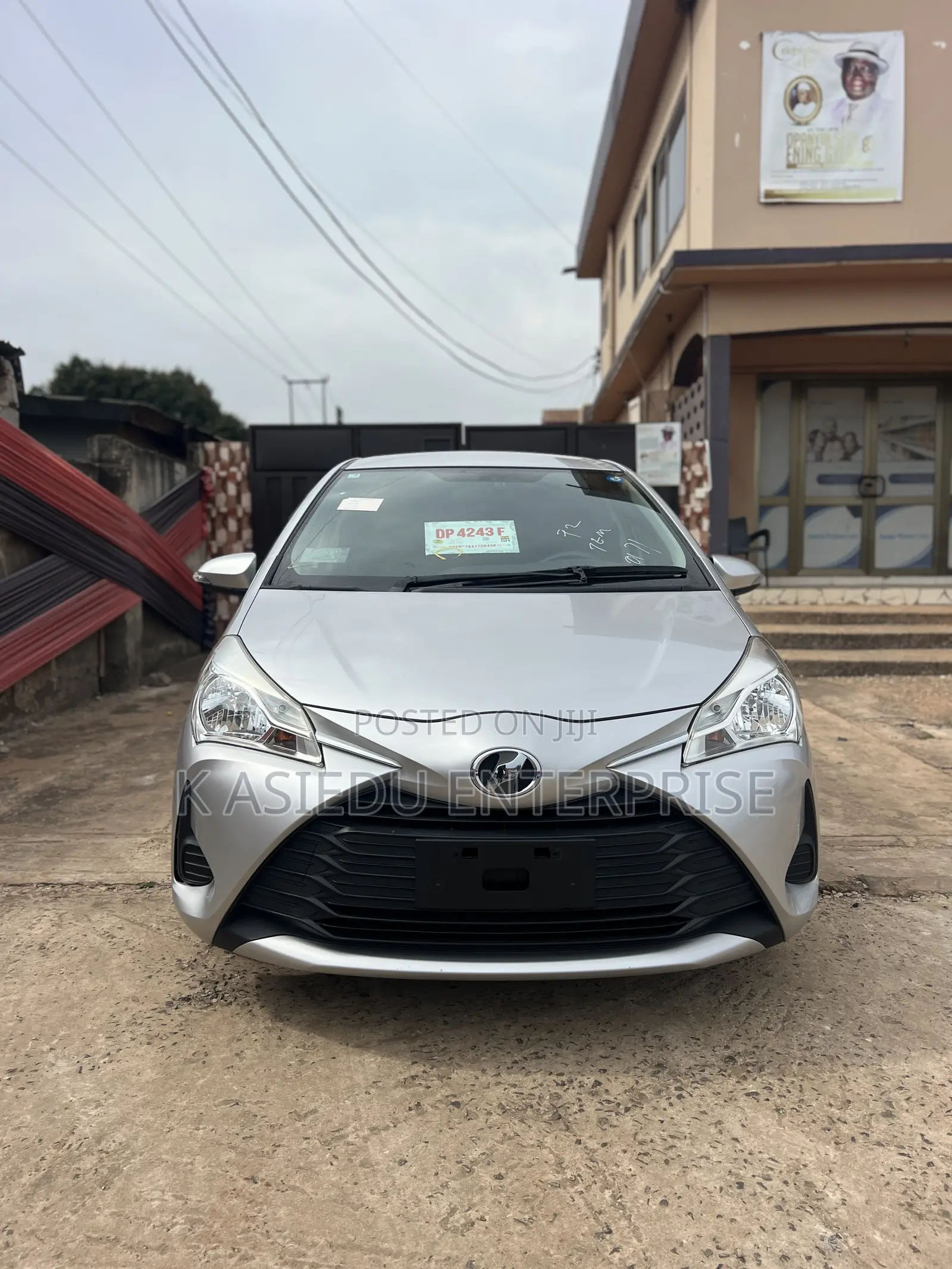 Toyota Vitz 1.3 AWD 3dr 2017 Silver