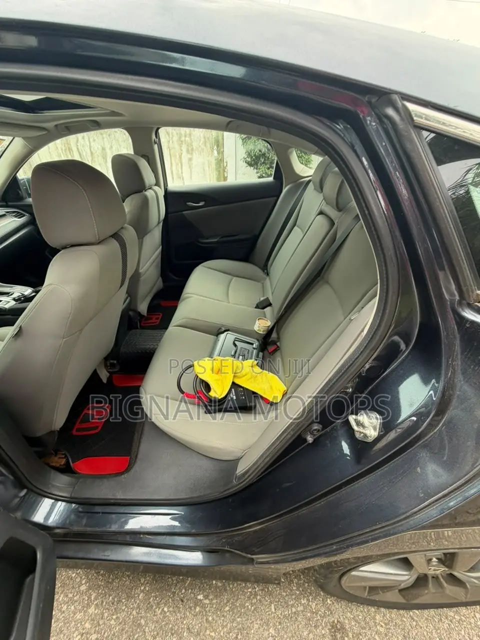 Honda Civic EX-L Sedan 2019 Black