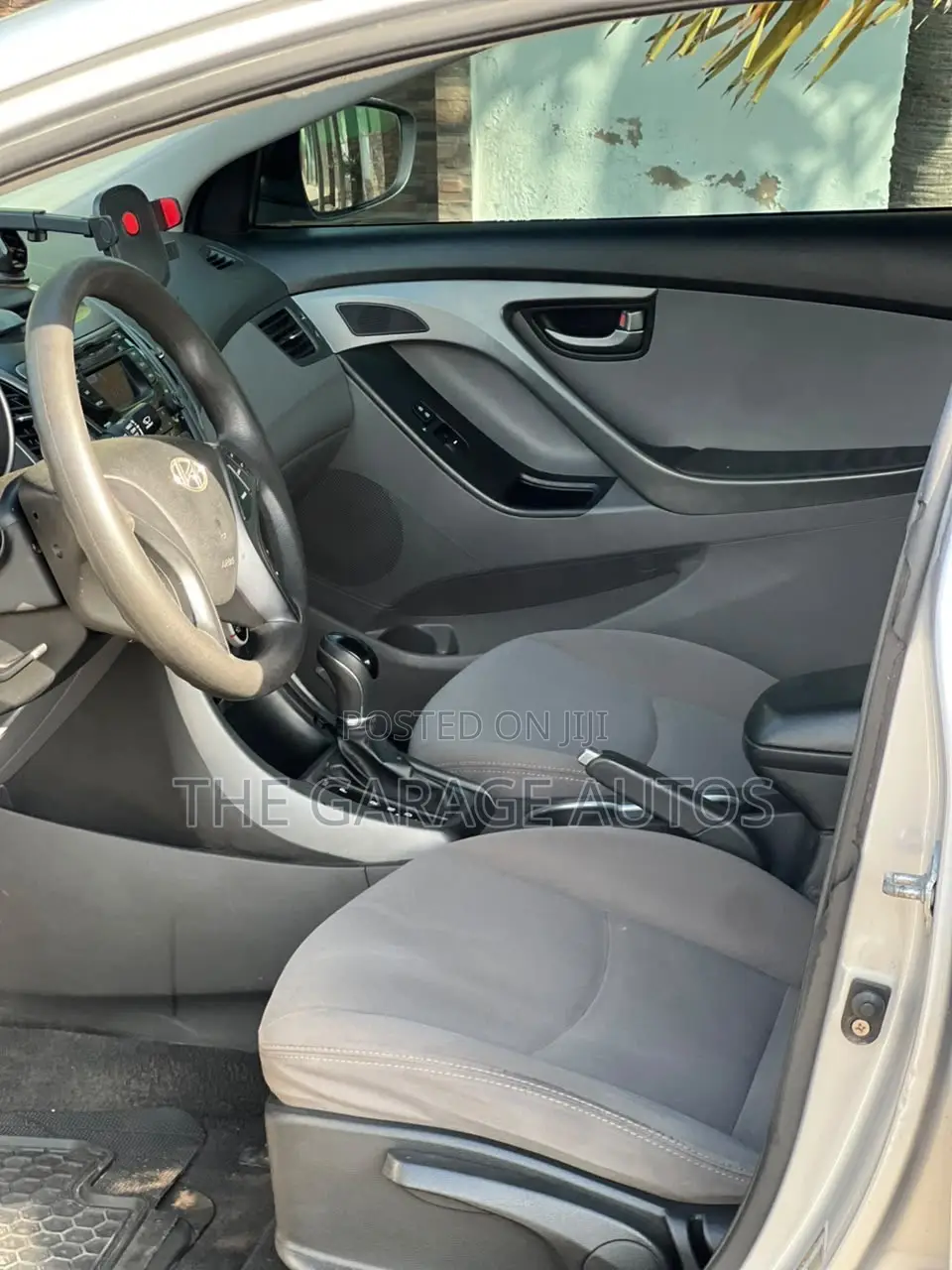 Hyundai Elantra SE 4dr Sedan (1.8L 4cyl 6A) 2015 Silver