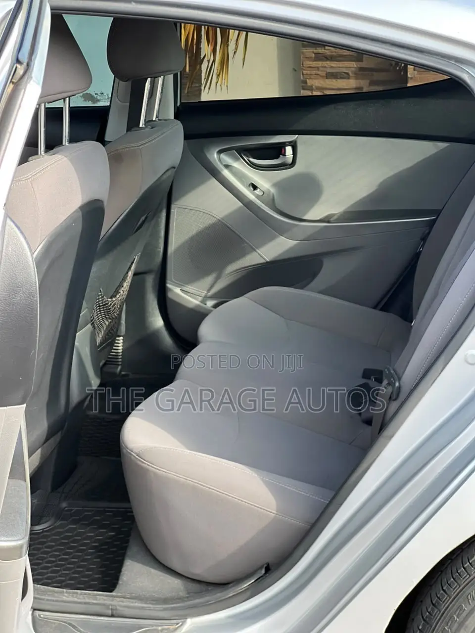 Hyundai Elantra SE 4dr Sedan (1.8L 4cyl 6A) 2015 Silver
