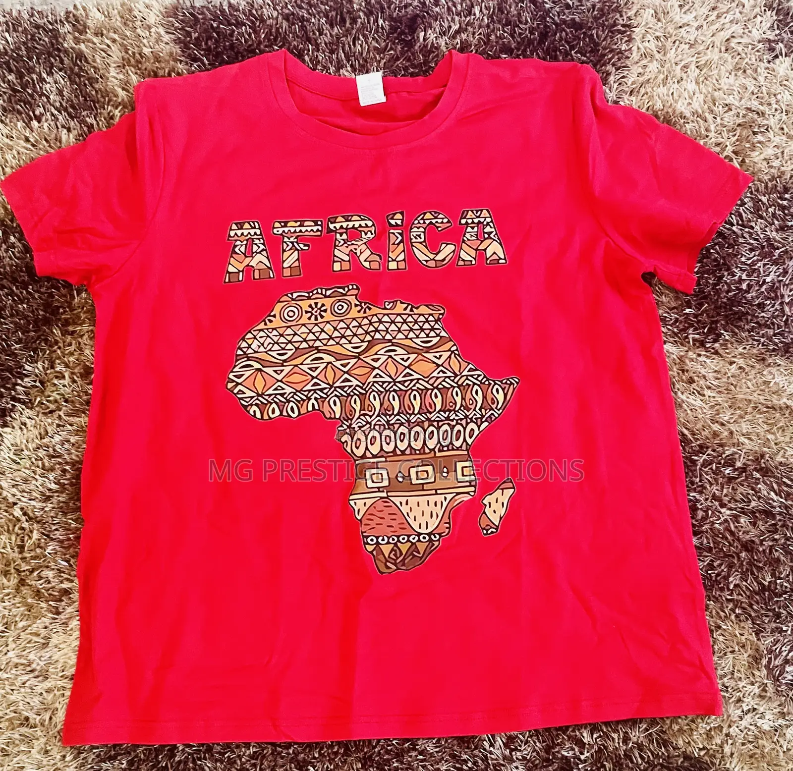 Red "AFRICA" Graphic Print T-Shirt
