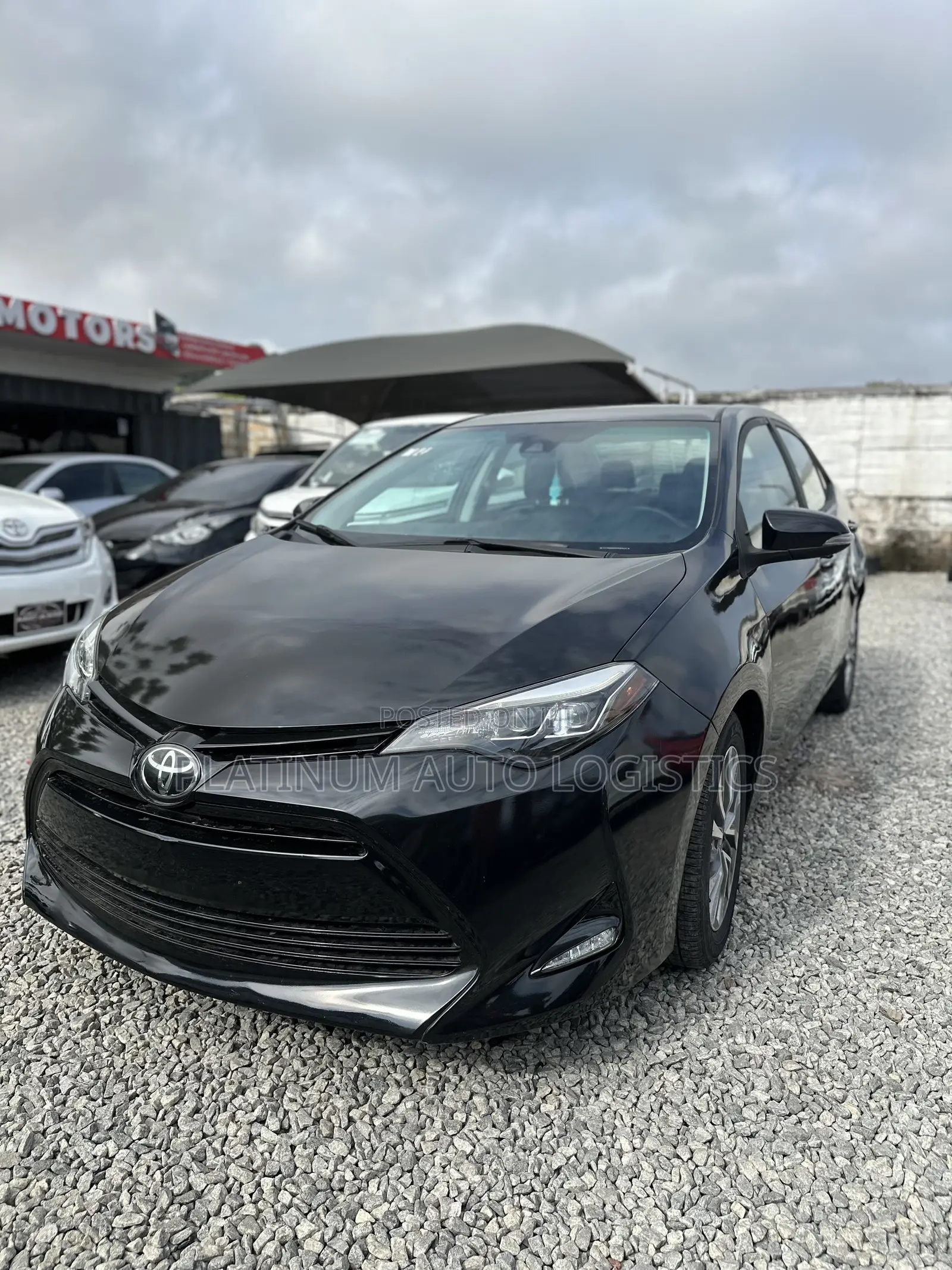 Toyota Corolla XLE 4dr Sedan (1.8L 4cyl CVT) 2017 Black