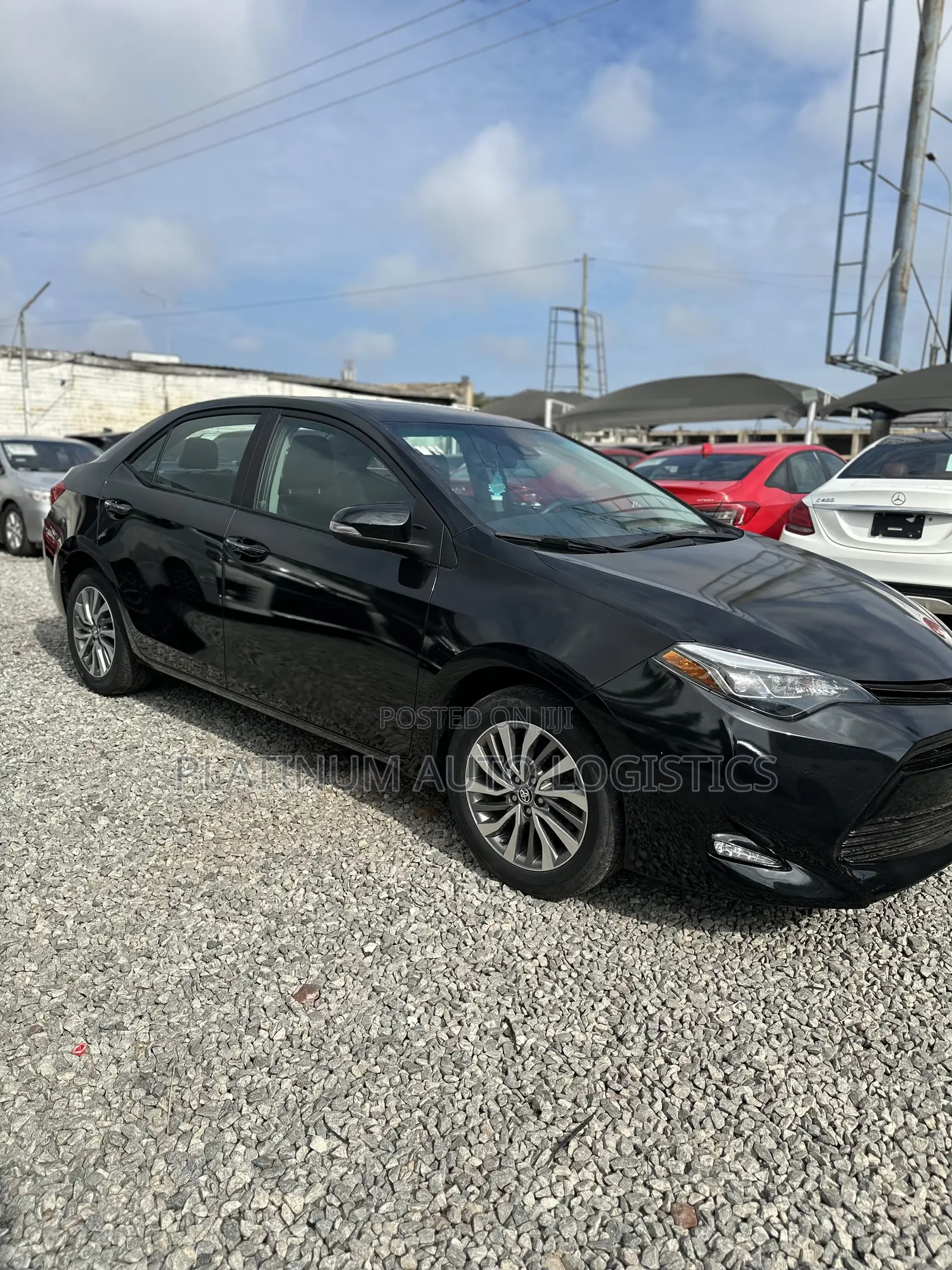 Toyota Corolla XLE 4dr Sedan (1.8L 4cyl CVT) 2017 Black