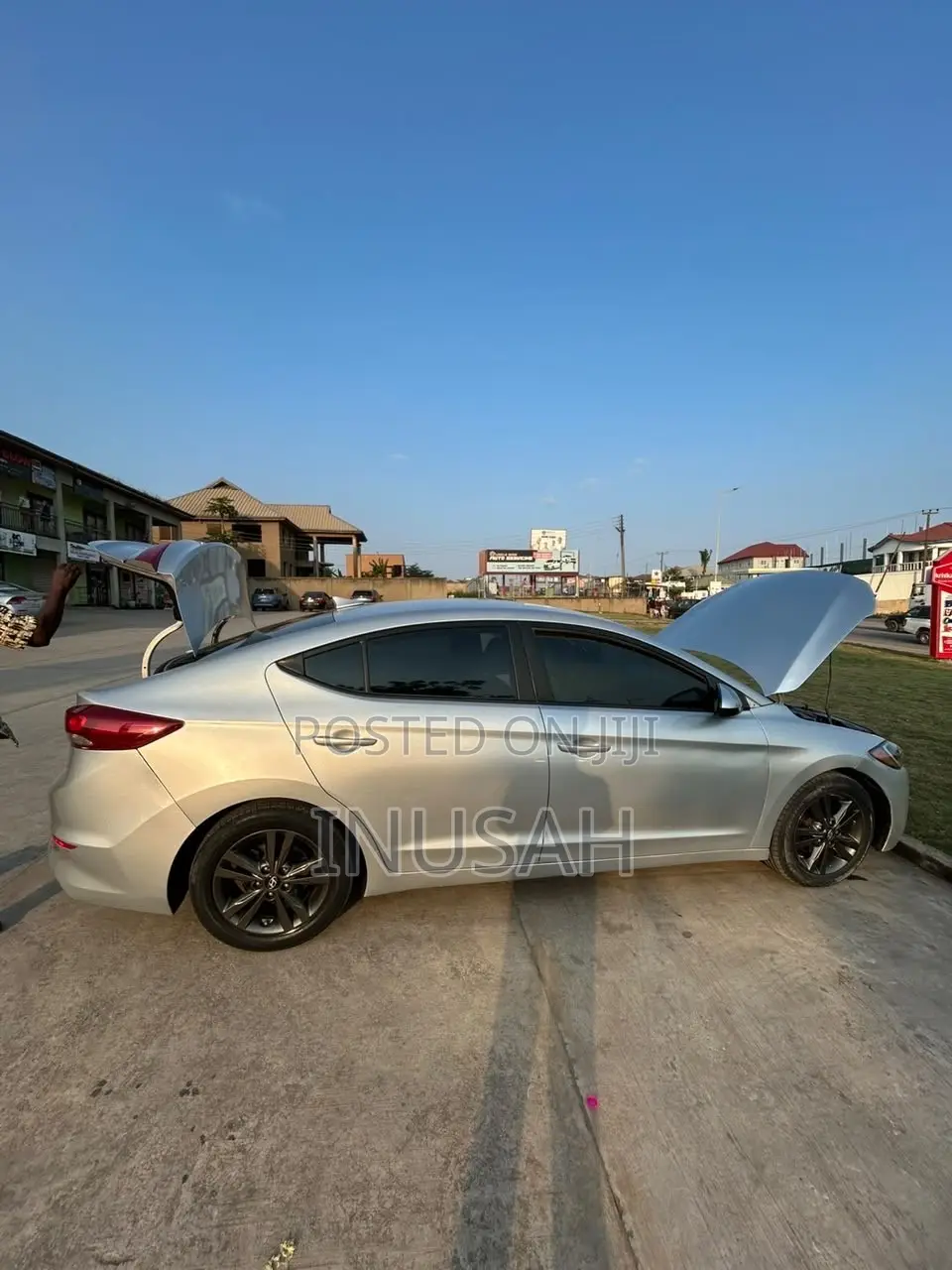 Hyundai Elantra SE Sedan FWD (1.8L 4cyl 6M) 2016 Gray