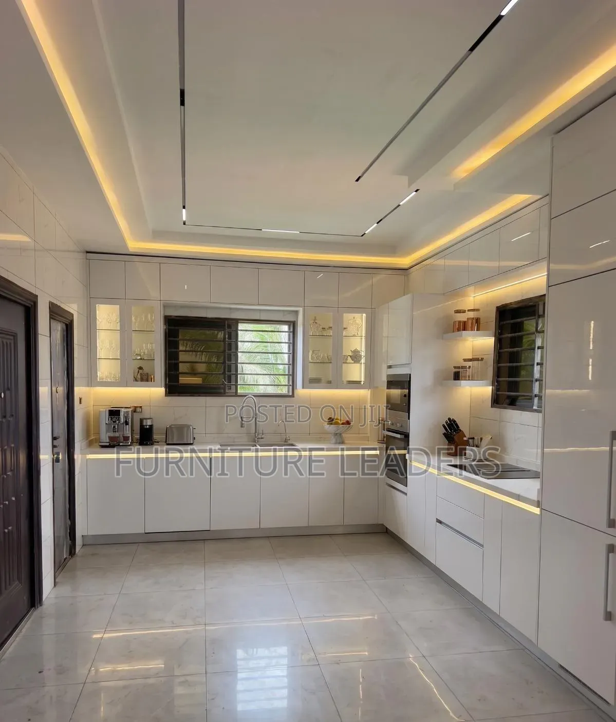Beautiful Kitchen Cabinet With Island