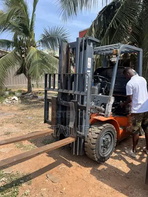 3.5 Tons Forklift for Sell
