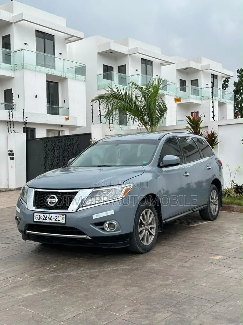 Nissan Pathfinder SL FWD 2013 Beige