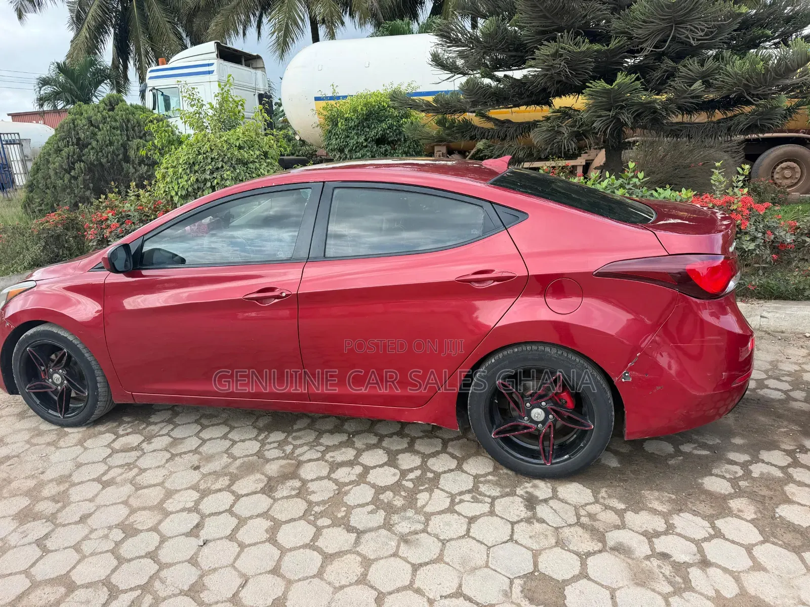 Hyundai Elantra Limited 4dr Sedan (1.8L 4cyl 6A) 2015 Red