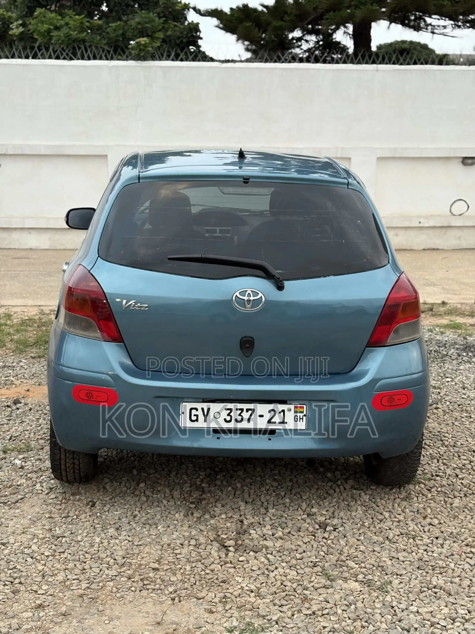 Toyota Vitz 1.5 FWD 5dr 2010 Blue