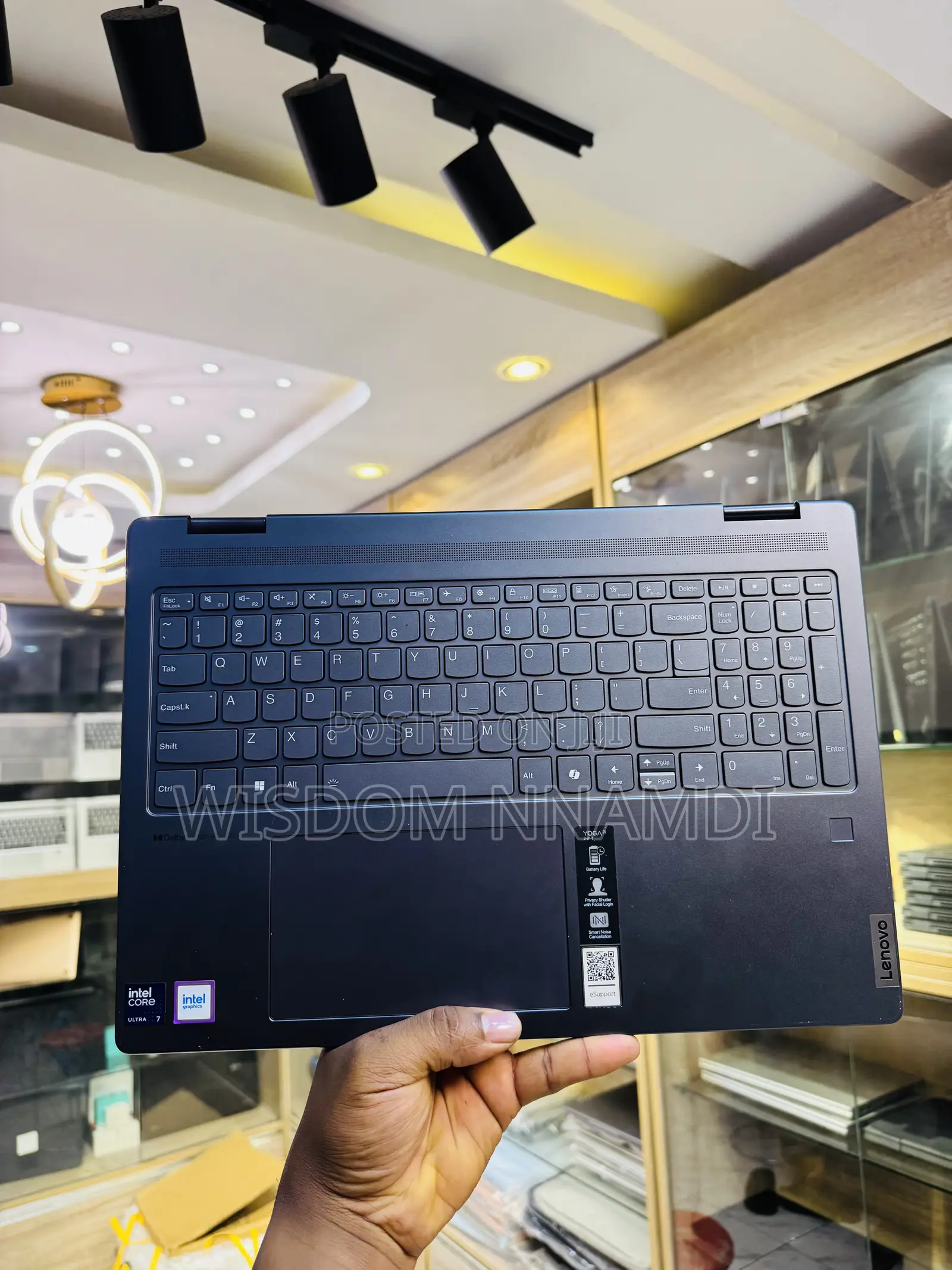 Laptop Lenovo Yoga 7i 16GB Intel Core Ultra 7 SSD 1T