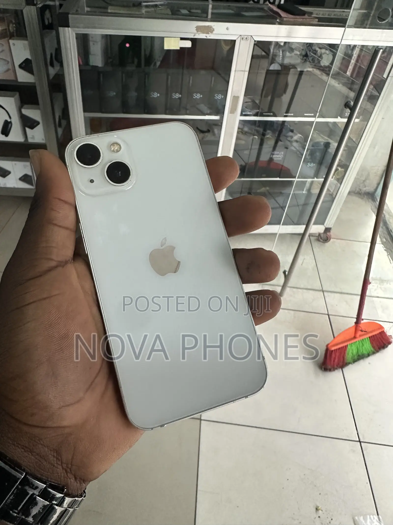 Apple iPhone 13 256 GB White
