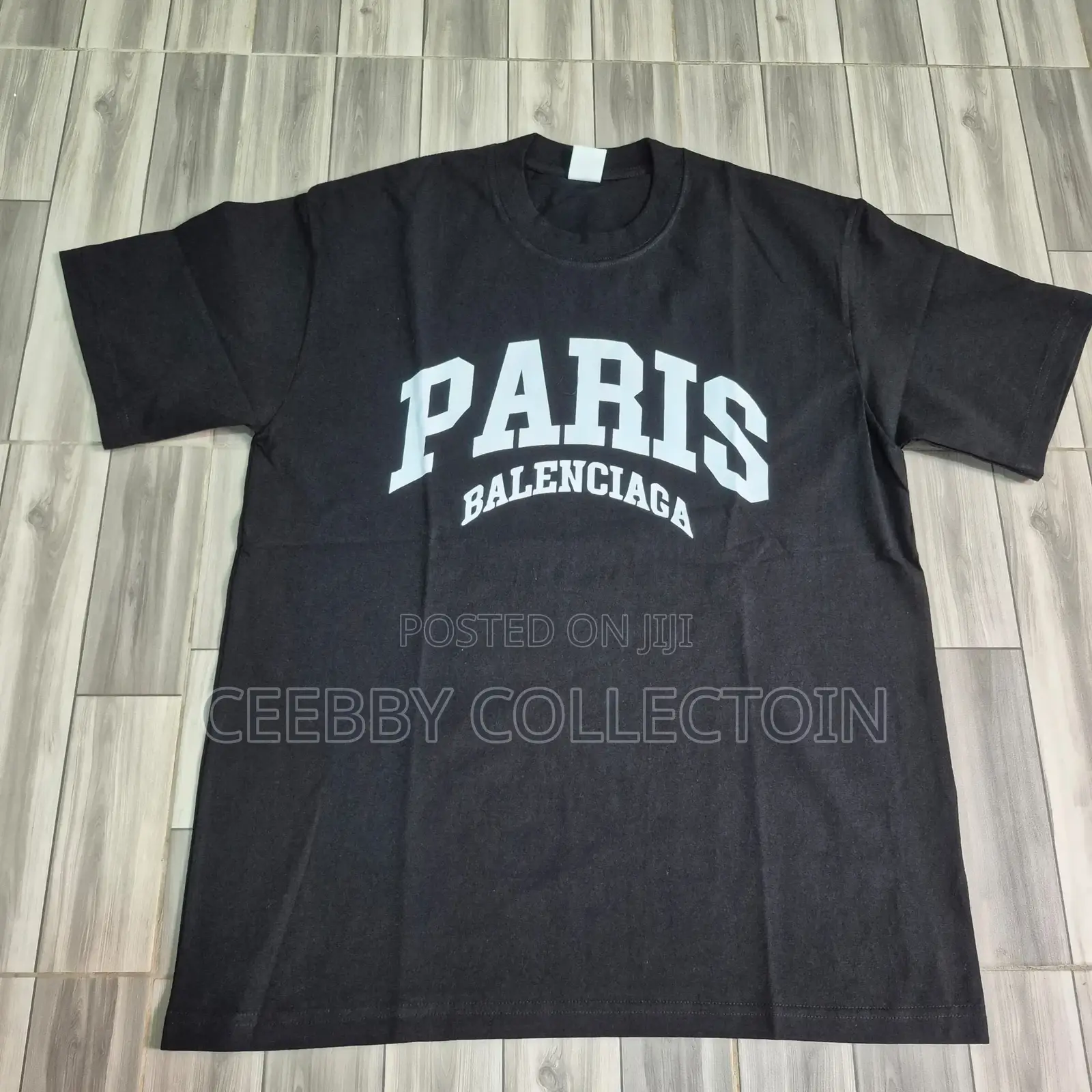 Simple and Quality Black Round Neck Available as Seen