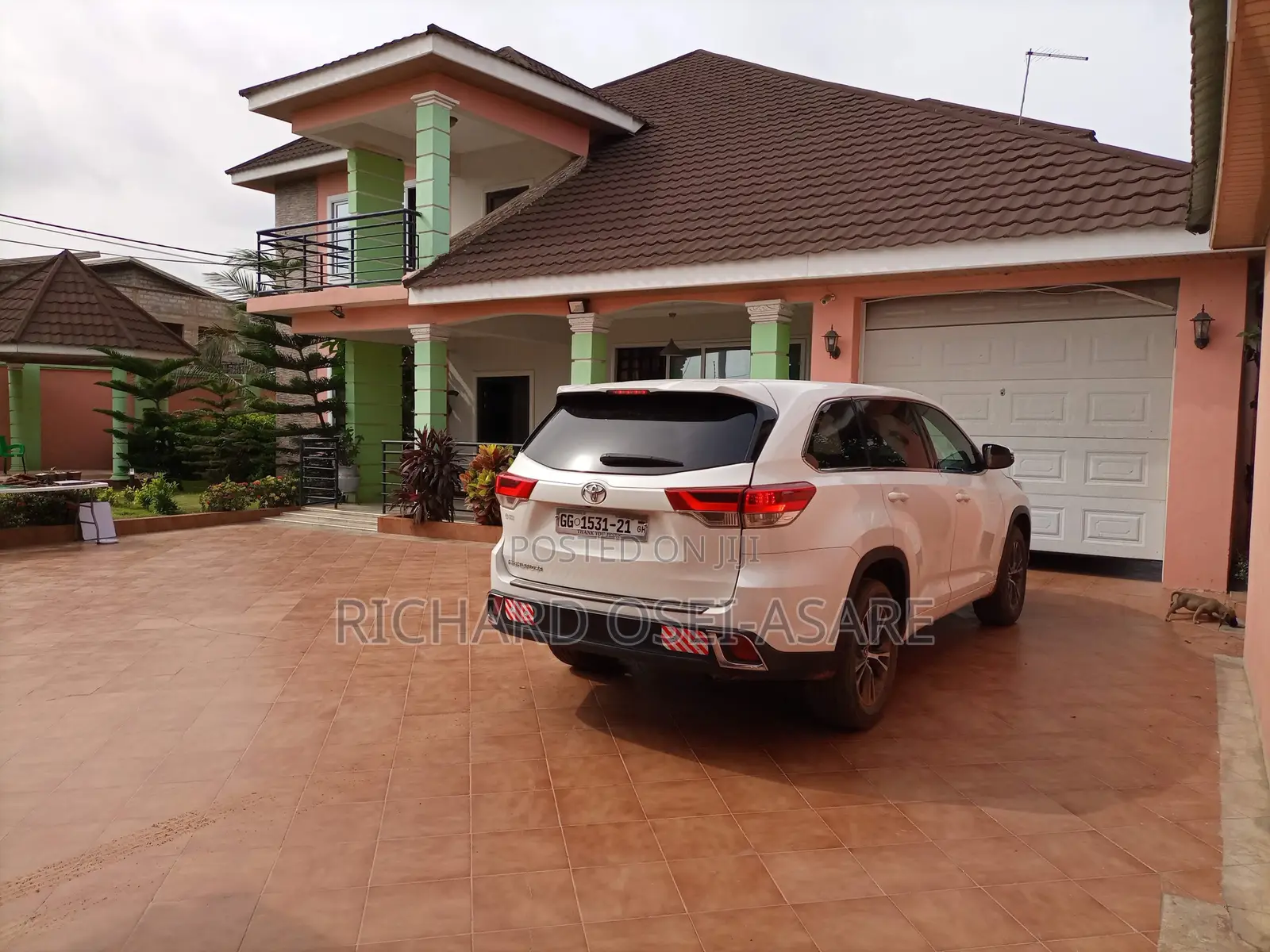 6bdrm House in Community 25 for rent