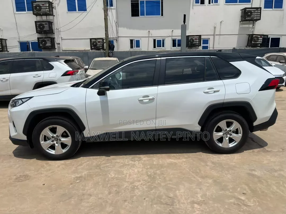 New Toyota RAV4 2025 White