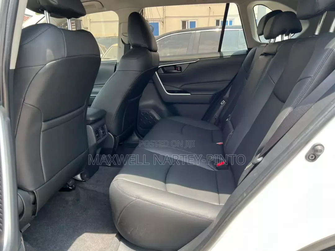 New Toyota RAV4 2025 White
