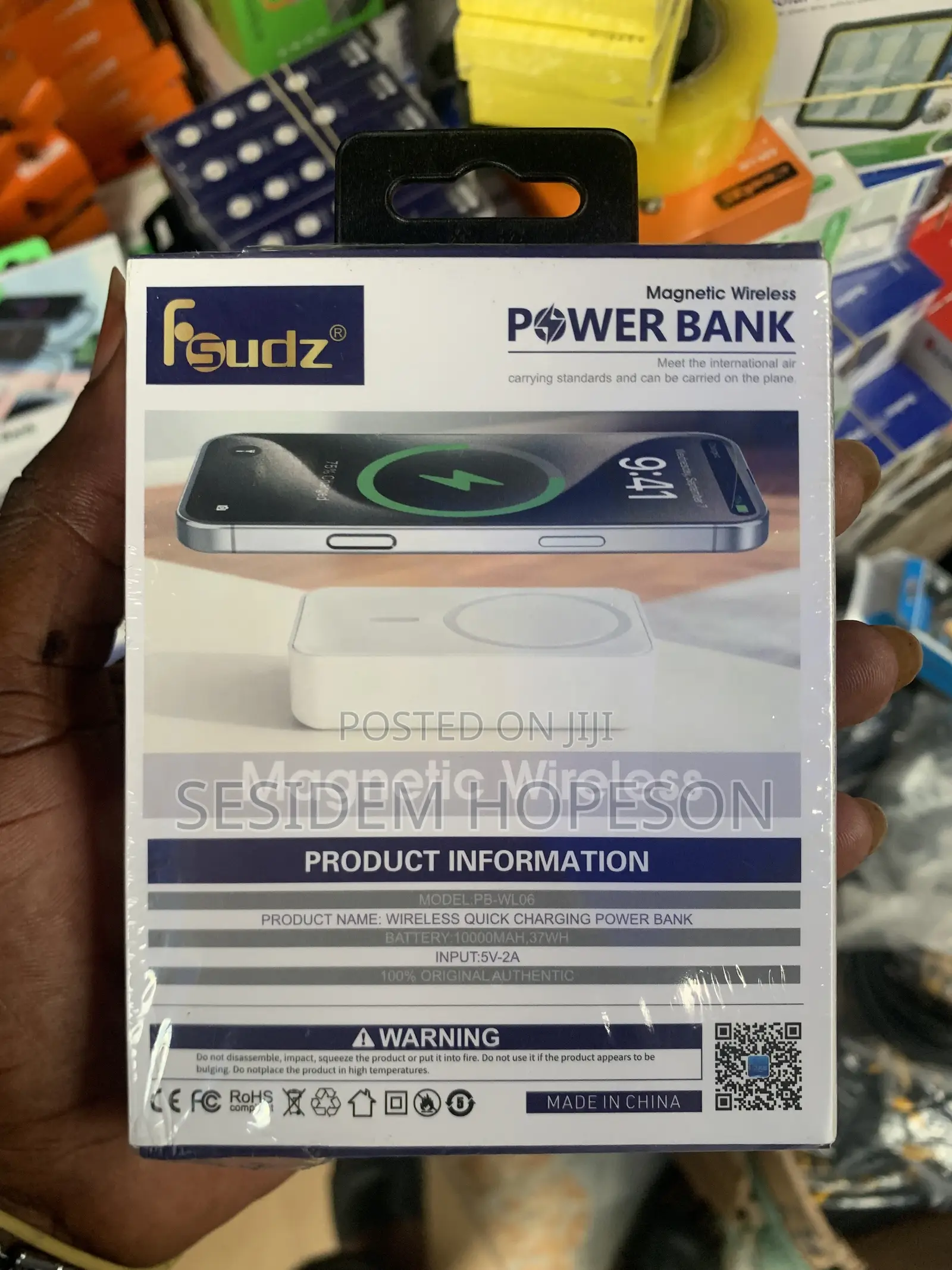Fsudz PB-WL06 Magnetic Wireless Power Bank,