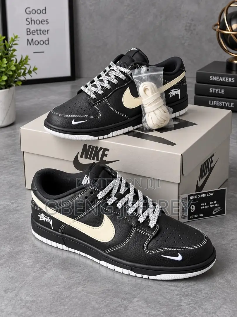 Original Nike SB Dunk Low Stussy