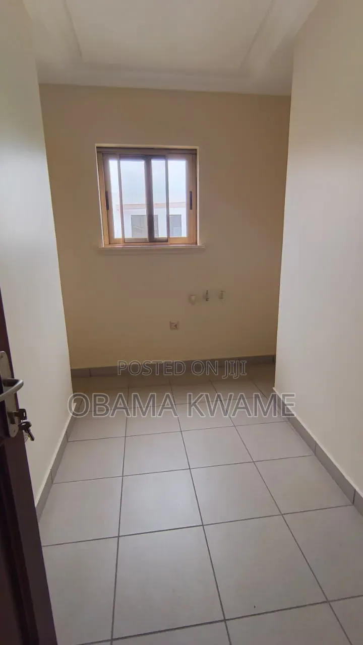 12bdrm Apartment in Laryea Homes, A&C Mall Area for rent