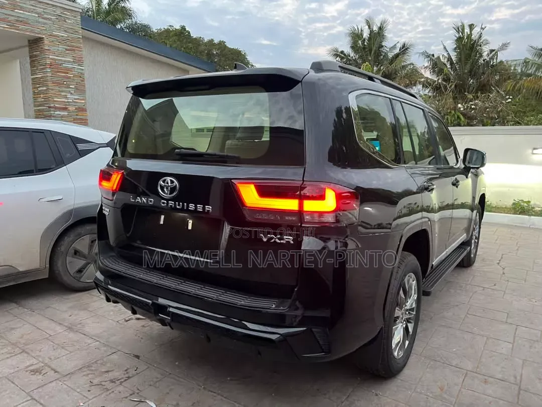 New Toyota Land Cruiser 2025 Black