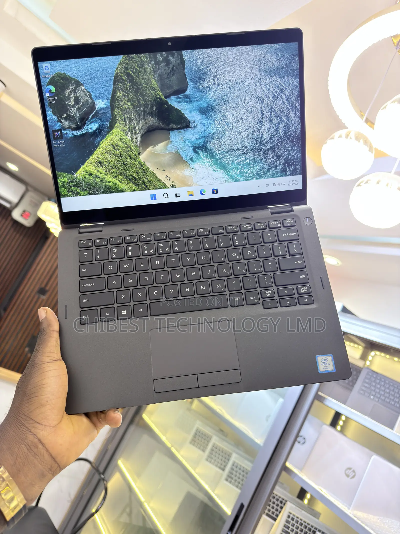 Laptop Dell Latitude 5300 2-in-1 8GB Intel Core i5 SSD 256GB