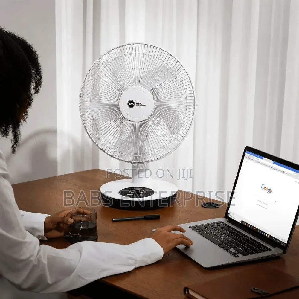 H a Table Top Rechargeable Fan 16"