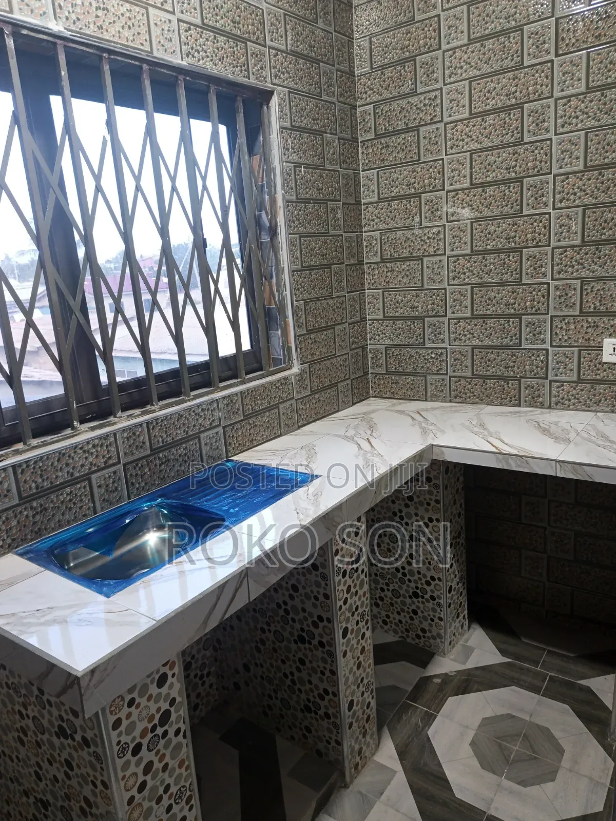 Mini Flat in Dr Roko, Pentecost for rent