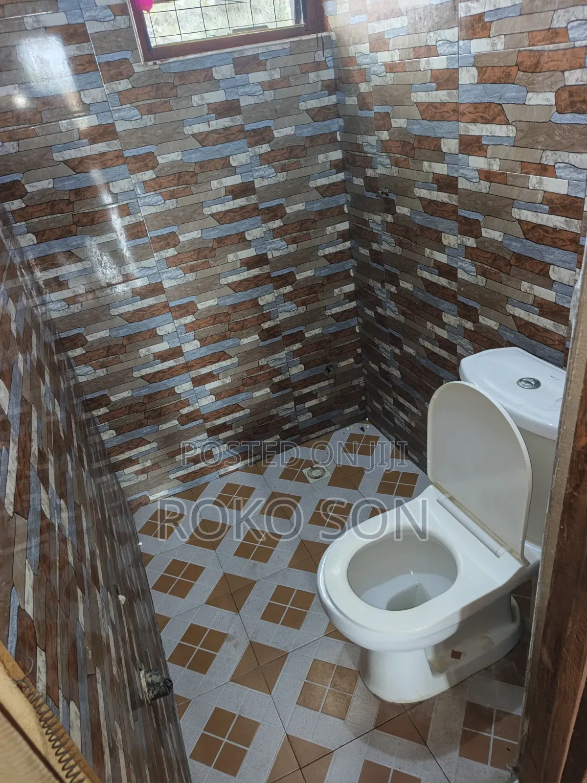 Mini Flat in Dr Roko, Manhean for rent