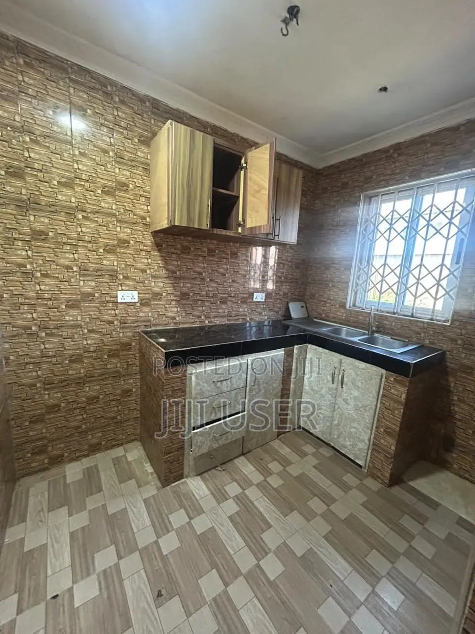 1bdrm House in Tse Addo, Accra Metropolitan for rent