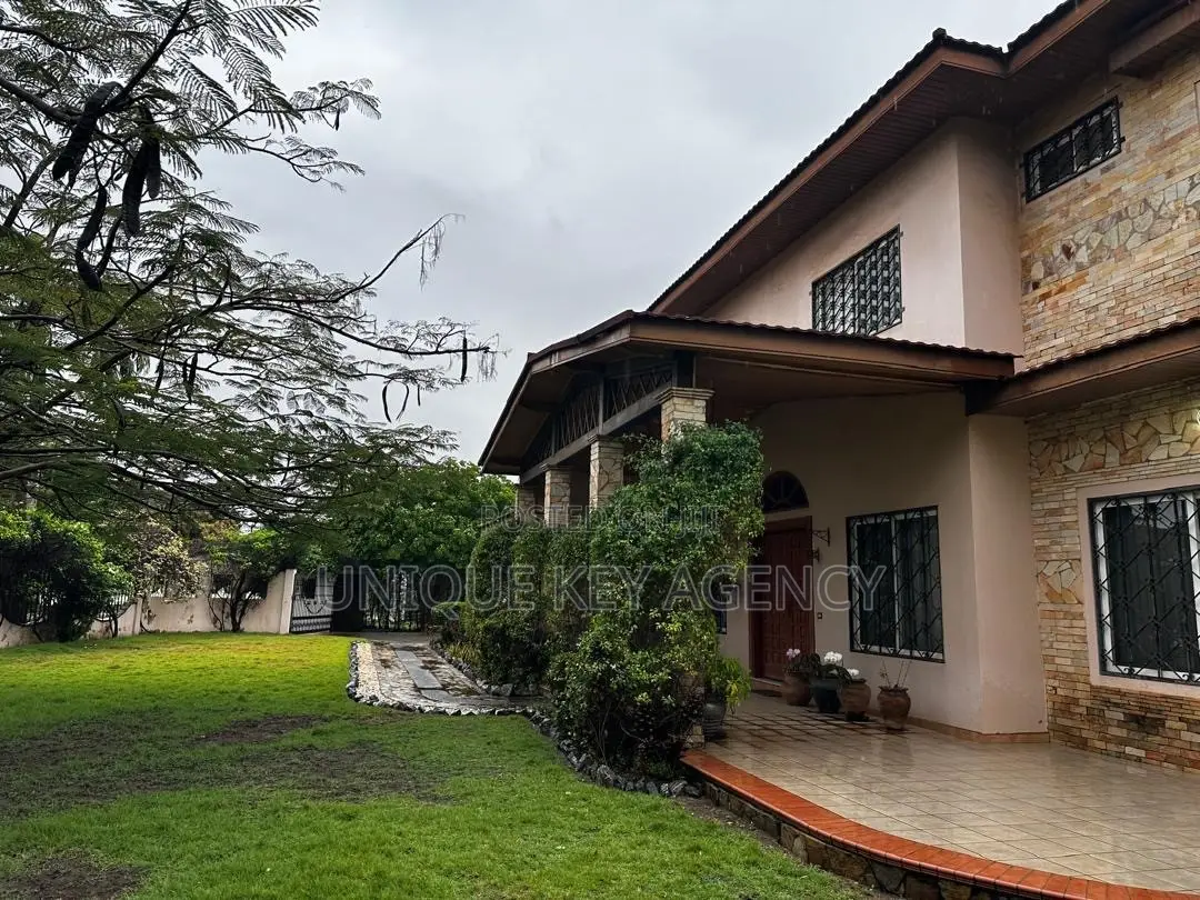 4bdrm House in Unique Key Agency, East Legon for sale